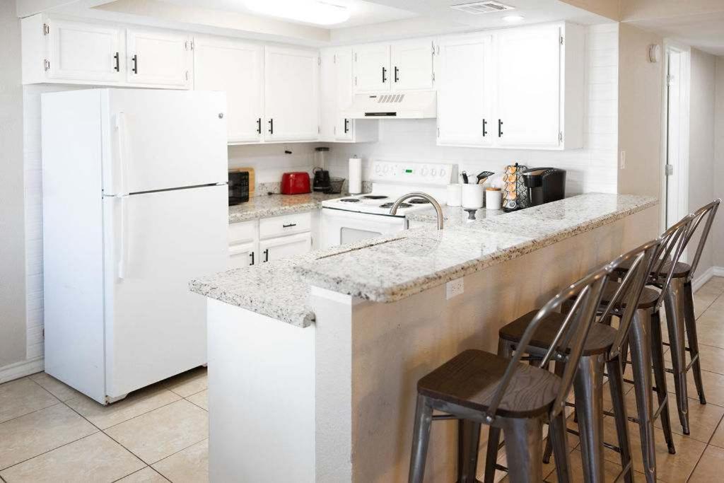 2 Bed 2 Bath 1St Floor Condo W Pool By Beach South Padre Island Eksteriør bilde